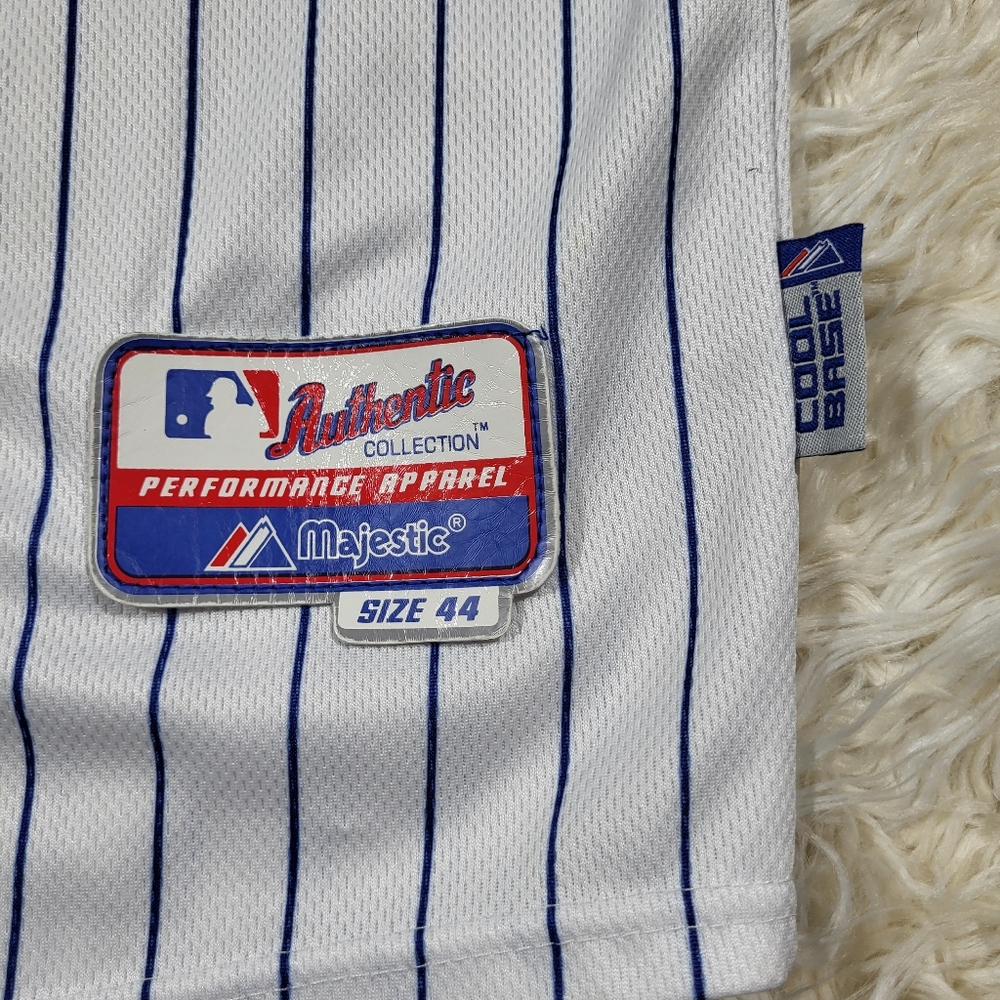 Chicago Cubs Majestic Jersey Kris Bryant #17 Short Sleeve Size 44 - Picture 8 of 15